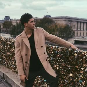 Meet your Posher, Michael